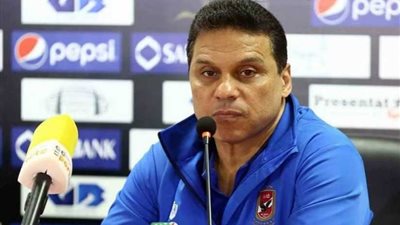 البدري يحاضر اللاعبين 45 دقيقة لدراسة المصري