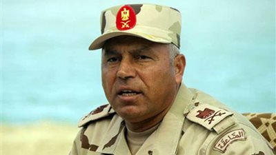 رئيس الهيئة الهندسية للقوات المسلحة يصل أسيوط لتفقد محور كوبري 