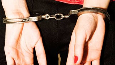 الحبس سنة لموظفة على المعاش انتحلت صفة رئيس المجلس القومي للمرأة