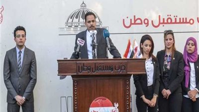 مستقبل وطن بأسيوط يشيد بجهود كامل الوزير لإنهاء كوبري طما - البداري