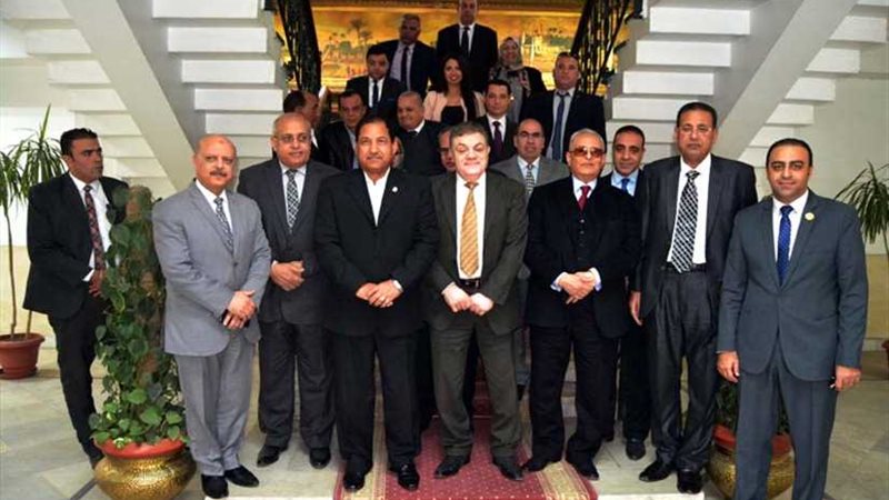 بالصور : محافظ الغربية