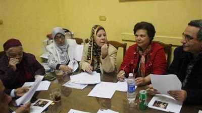 اجتماع بين لجنة الرواد بالأطباء ومؤسسة 