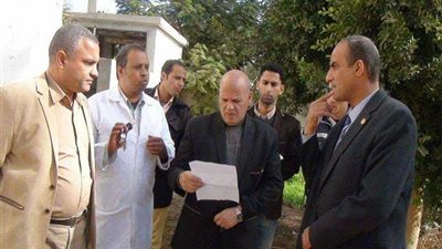 بيطري المنيا يتابع استخدام الأختام بالبصمة بمجازر سمالوط