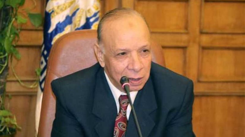 محافظ القاهرة يواصل