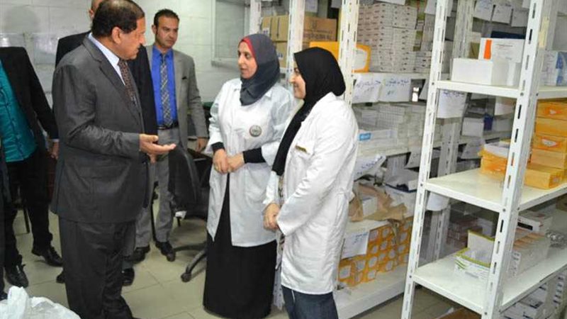 صقر يفاجئ مستشفى