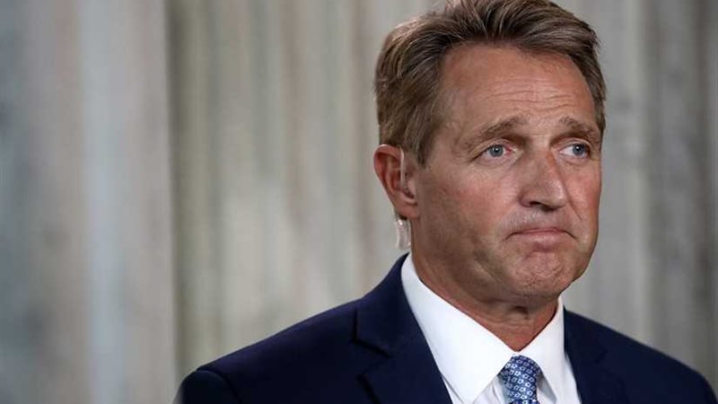 سيناتور أمريكي :