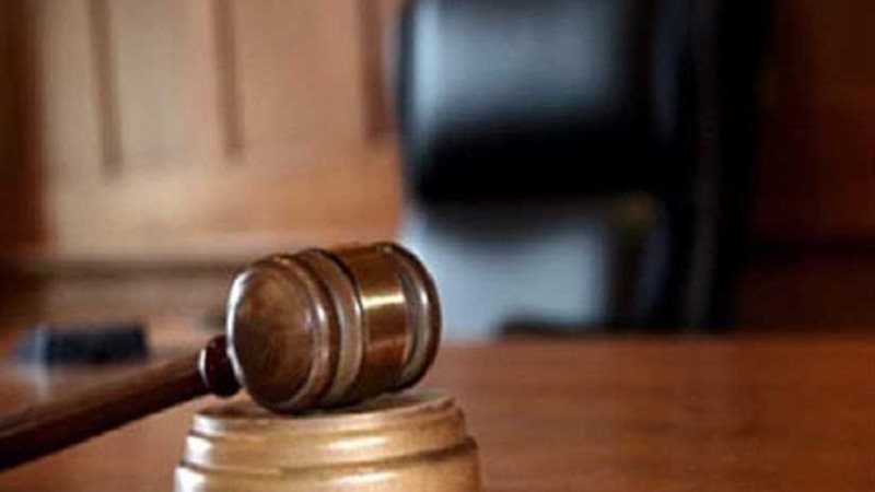 النطق بالحكم على