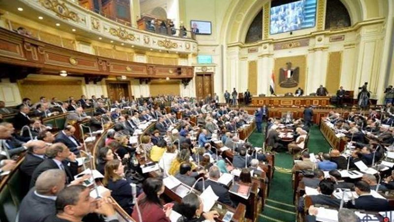 البرلمان يهاجم وزير