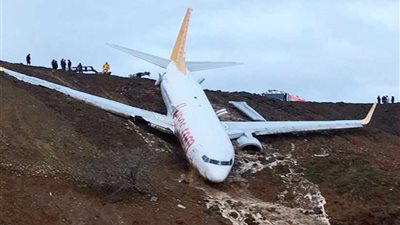 تقارير إعلامية : زيادة سرعة المحرك السبب وراء انحراف الطائرة التركية باتجاه البحر الأسود