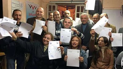 المصريين الأحرار بالمنتزه يجمع توكيلات تأييد ودعم للرئيس (صور)