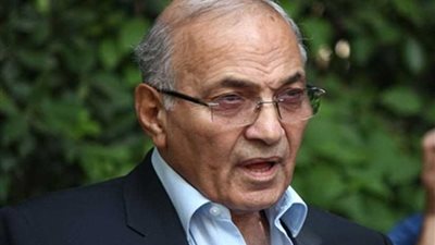 شفيق ينسحب من رئاسة 