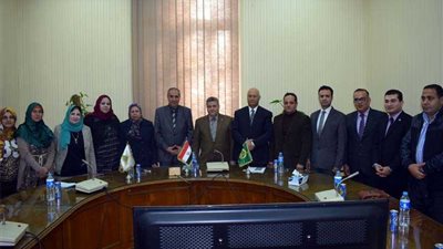 تفعيل دور لجنة مكافحة الفساد بجامعة بنها