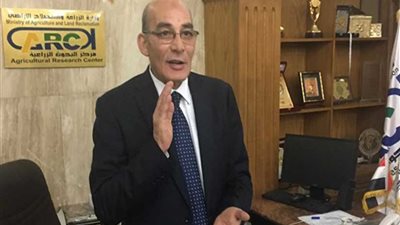 الزراعة تستعين بالتجربة الهولندية في مكافحة الآفات