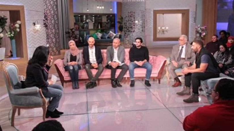 أبطال طلق صناعي مع