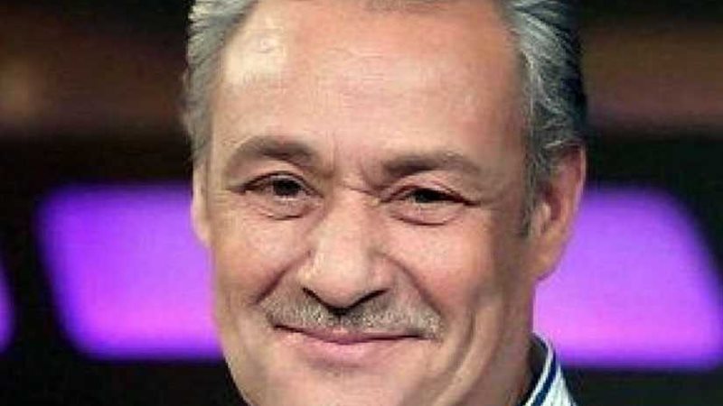 فاروق الفيشاوي ينضم