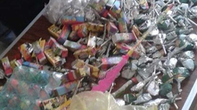 ضبط 15500 قطعة حلوى