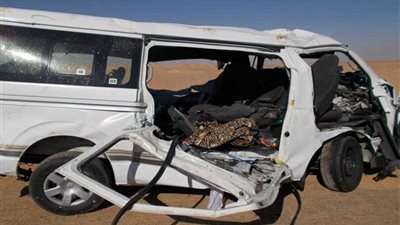 إصابة ١٤ شخصًا فى انقلاب ميكروباص بملوى