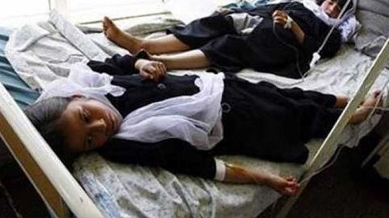 تسمم سيدتين إثر تناولهما