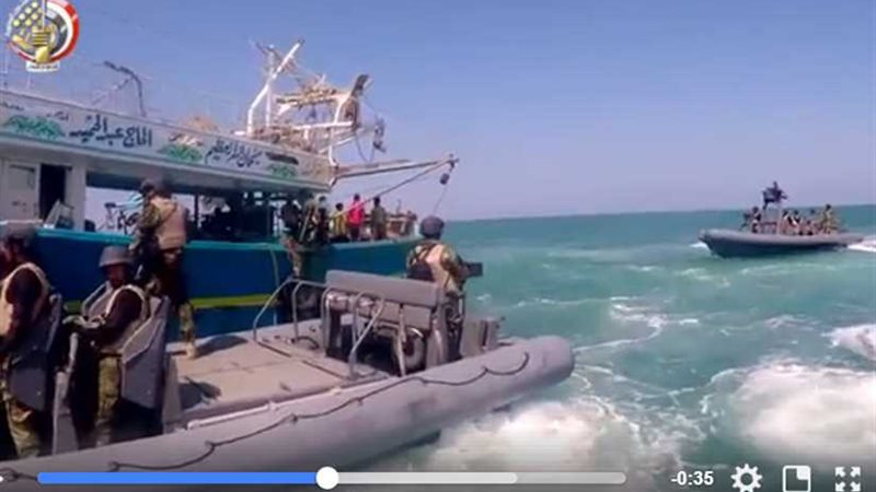 القوات البحرية تنفذ