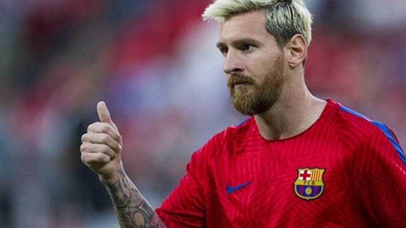 ميسي وعدد من لاعبي