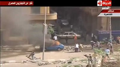 السيسي يشاهد فيلما وثائقيا لإنجازات السياسة المصرية لمكافحة الارهاب (فيديو)