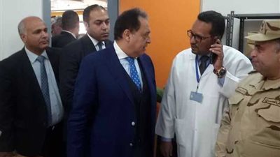 وزير الصحة يتفقد تطوير 