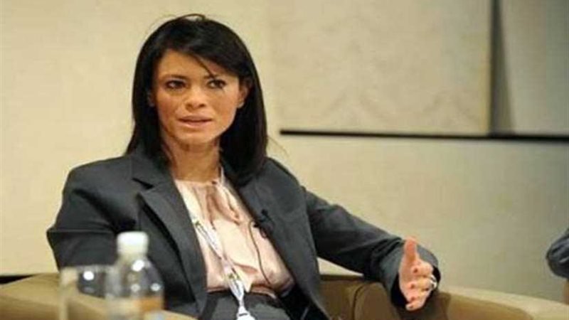 وزيرة السياحة تصدر