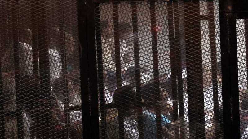 محاكمة المتهمين بـغسيل