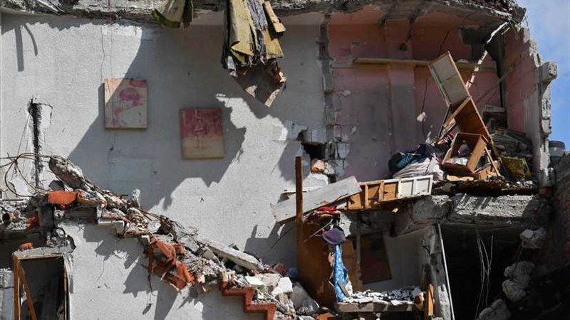 زلزال بقوة 3ر6 درجة