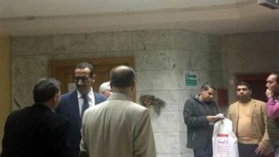 بدء التصويت بانتخابات شعبة المحررين الاقتصاديين