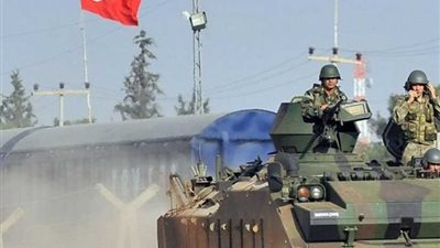 الجيش التركي يبدأ الدخول إلى عفرين من محور إعزاز