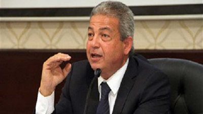 خالد عبد العزيز: يهنئ الفراعنة بالفوز الرابع والتأهل لدور الـ8 في «يد إفريقيا»