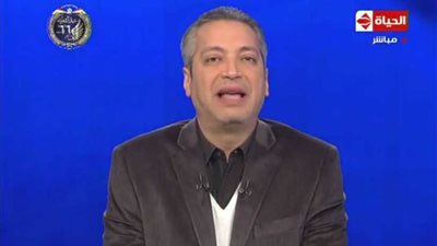 تامر أمين يطالب 