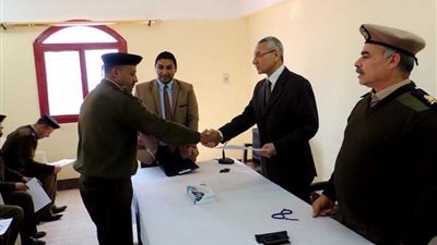مدير أمن المنيا يشهد ختام الدورة التثقيفية 56 للأفراد والمدنيين