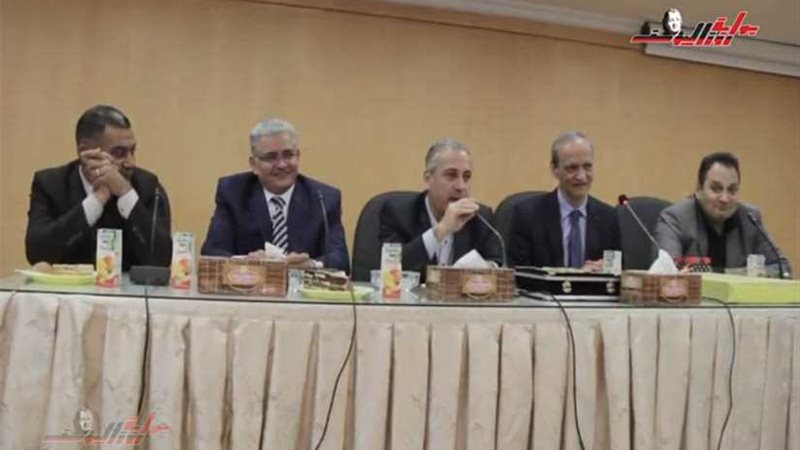 روزا تحيا بعم يحيى