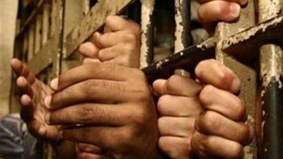 حبس عاطلين لقيامهما بتحطيم مقر جمعية استهلاكية بشبين القناطر