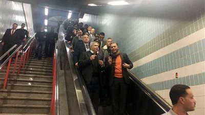 تفاصيل جولة وزير النقل التفقدية لمتابعة حركة التشغيل بالخطوط الثلاثة للمترو