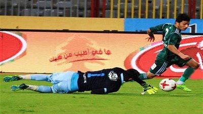 المصري يتقدم على الزمالك وإشارة خارجة من حسام حسن