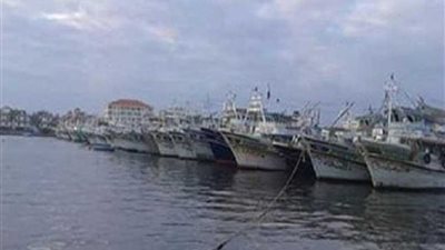 استمرار هطول الأمطار على محافظة دمياط لليوم الثاني وإغلاق بوغاز الصيد بعزبة البرج