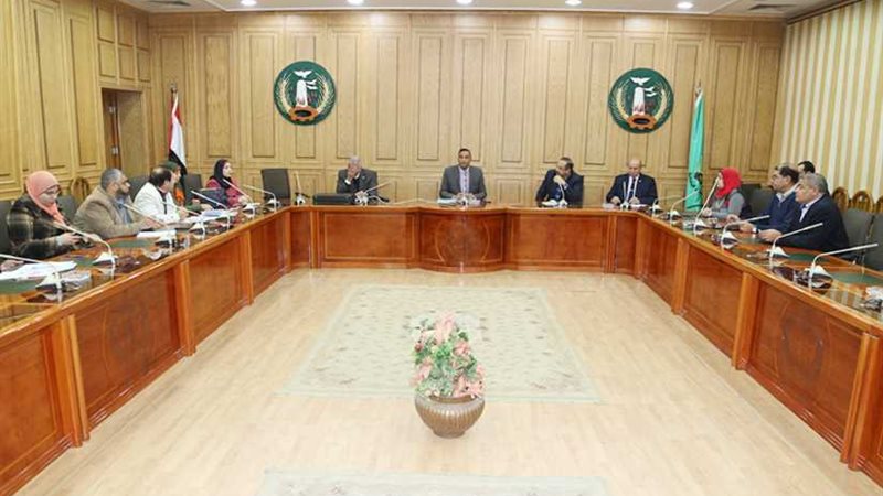 مجلس الوزراء يتابع