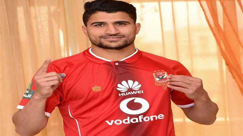 بالصور.. على لطفي