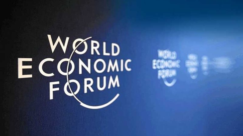 2500 مشارك من 100