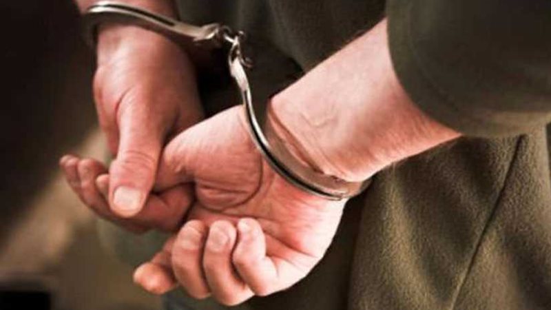 القبض على منجد لاتهامه