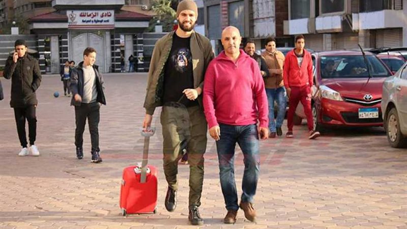 بالصور.. الظهور الأول