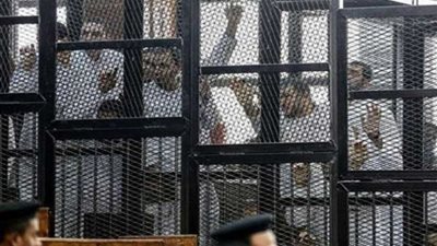 بدء جلسة محاكمة 32 متهمًا في 