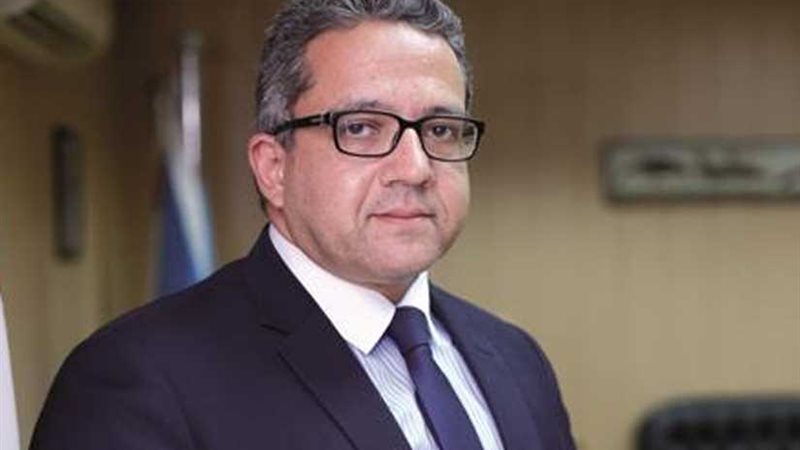 وزير الآثار يتابع