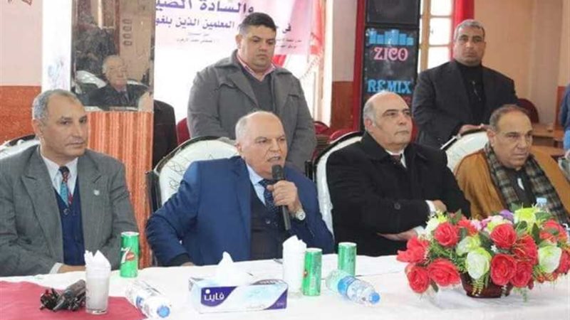 الزناتي يكرِّم المعلمين