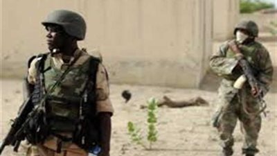 مقتل 3 جنود جراء هجوم مسلح على أحد المواقع العسكرية شمالي مالي