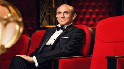 محمد صبحى يفوز بجائزة الشارقة للإبداع المسرحى العربى