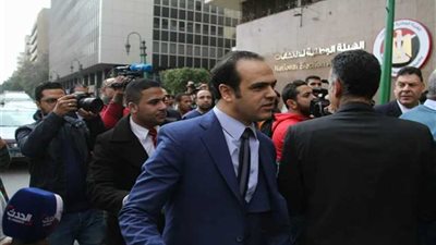 وكيل موسى مصطفى يقدم أوراق ترشحه للرئاسة.. بـ27 تزكية للنواب و48 ألف توكيل